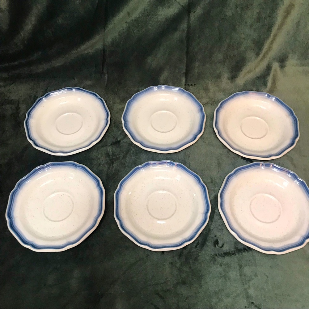 Mikasa Stoneware COUNTRY CLUB Saucers 6.25" Set of 6 wavy edge with dots